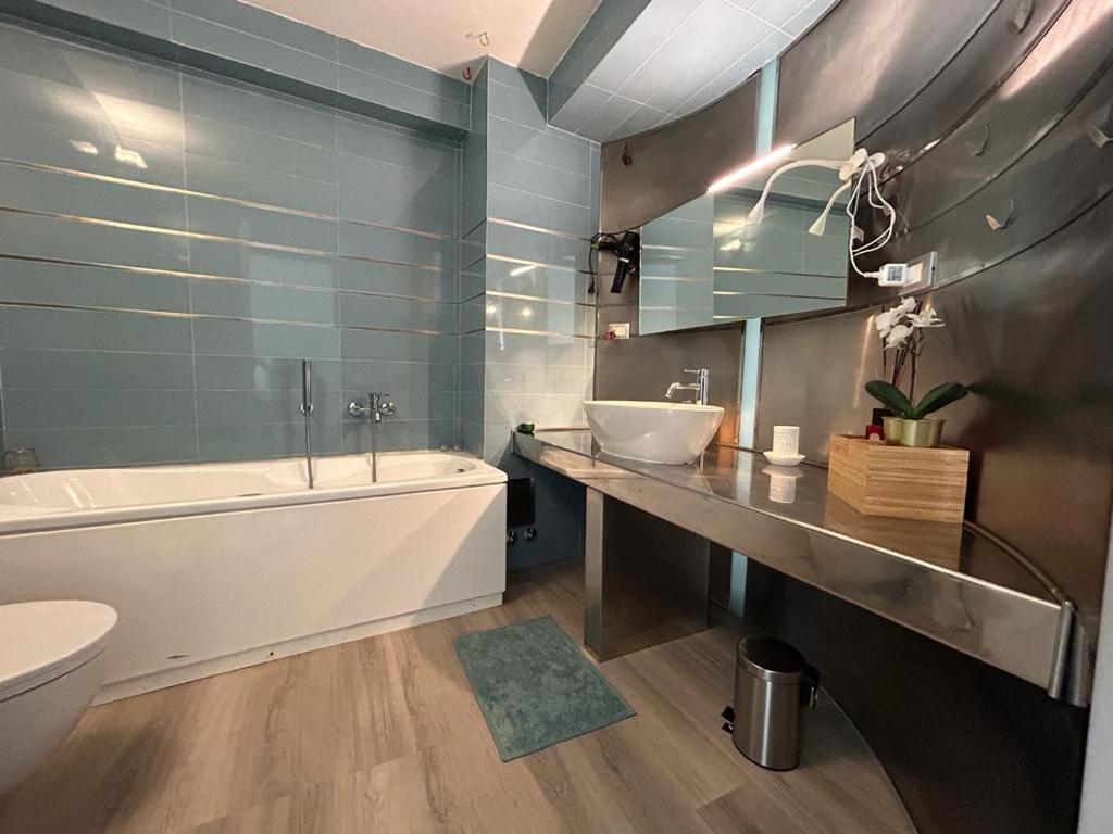 Loft 42 Apartment ปิซา ภายนอก รูปภาพ